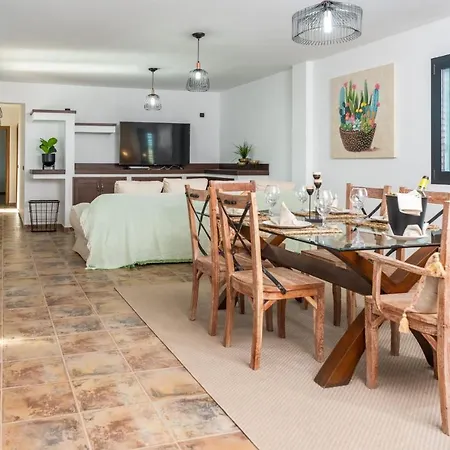 Villa Alejandra